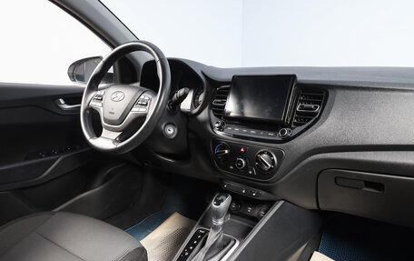 Hyundai Solaris II рестайлинг, 2021 год, 1 699 000 рублей, 10 фотография
