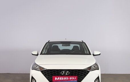 Hyundai Solaris II рестайлинг, 2021 год, 1 699 000 рублей, 3 фотография