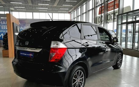 Honda FR-V, 2006 год, 600 000 рублей, 4 фотография