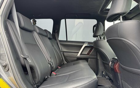 Toyota Land Cruiser Prado 150 рестайлинг 2, 2015 год, 3 390 000 рублей, 14 фотография
