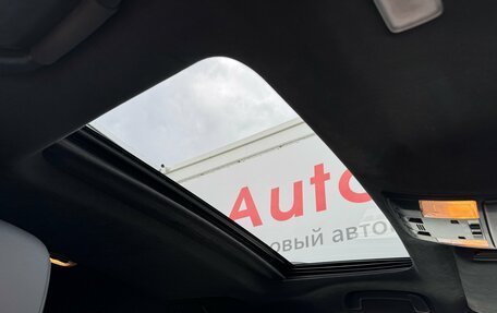 Toyota Land Cruiser Prado 150 рестайлинг 2, 2015 год, 3 390 000 рублей, 15 фотография