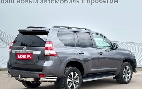 Toyota Land Cruiser Prado 150 рестайлинг 2, 2015 год, 3 390 000 рублей, 9 фотография