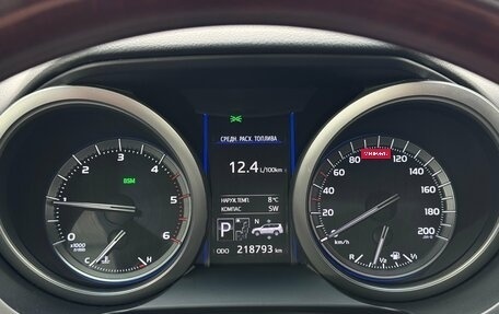 Toyota Land Cruiser Prado 150 рестайлинг 2, 2015 год, 3 390 000 рублей, 12 фотография