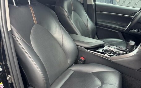 Toyota Camry, 2018 год, 2 280 000 рублей, 19 фотография