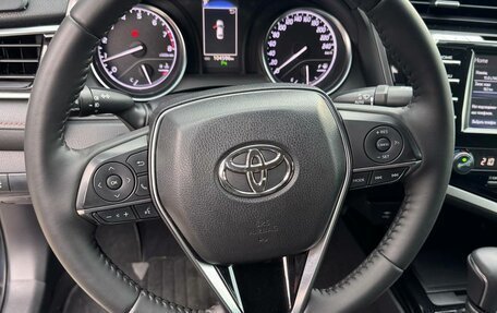 Toyota Camry, 2018 год, 2 280 000 рублей, 10 фотография