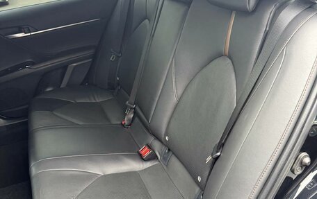 Toyota Camry, 2018 год, 2 280 000 рублей, 17 фотография
