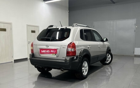 Hyundai Tucson III, 2008 год, 875 000 рублей, 2 фотография