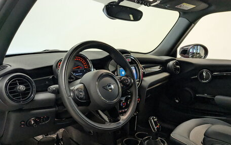 MINI Hatch, 2021 год, 2 990 000 рублей, 16 фотография