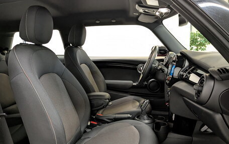 MINI Hatch, 2021 год, 2 990 000 рублей, 23 фотография