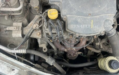 Renault Logan I, 2005 год, 170 000 рублей, 8 фотография