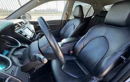 Toyota Camry, 2018 год, 2 580 000 рублей, 8 фотография