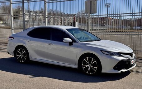Toyota Camry, 2018 год, 2 580 000 рублей, 11 фотография