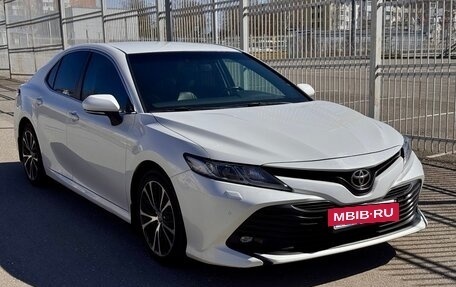 Toyota Camry, 2018 год, 2 580 000 рублей, 13 фотография