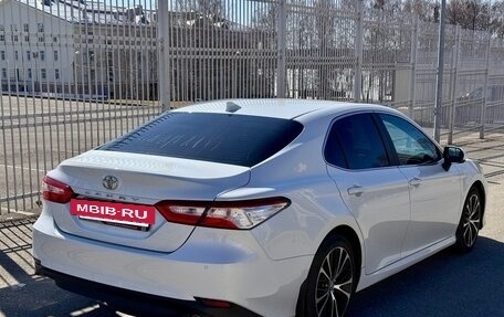 Toyota Camry, 2018 год, 2 580 000 рублей, 9 фотография
