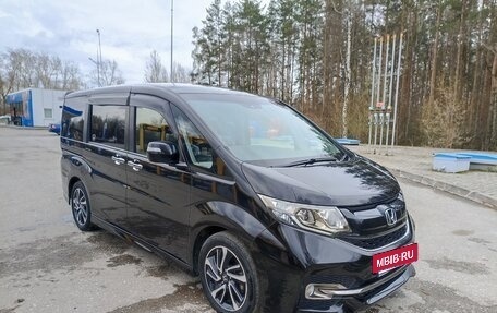 Honda Stepwgn IV, 2016 год, 2 300 000 рублей, 5 фотография