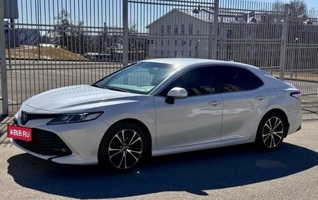 Toyota Camry, 2018 год, 2 580 000 рублей, 17 фотография