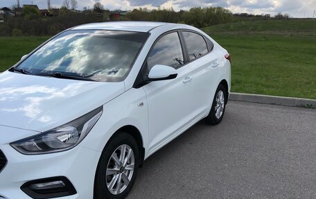 Hyundai Solaris II рестайлинг, 2017 год, 1 350 000 рублей, 6 фотография