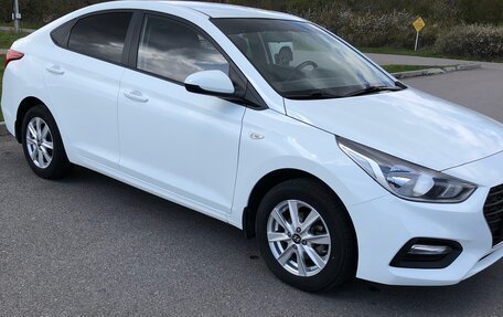 Hyundai Solaris II рестайлинг, 2017 год, 1 350 000 рублей, 5 фотография