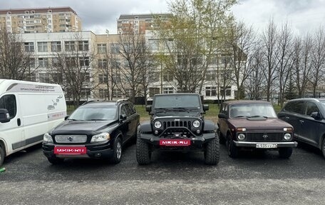 Jeep Wrangler, 2018 год, 4 900 000 рублей, 26 фотография