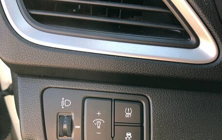 Hyundai Solaris II рестайлинг, 2017 год, 1 350 000 рублей, 20 фотография