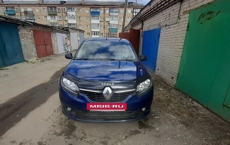 Renault Logan II, 2018 год, 420 000 рублей, 2 фотография