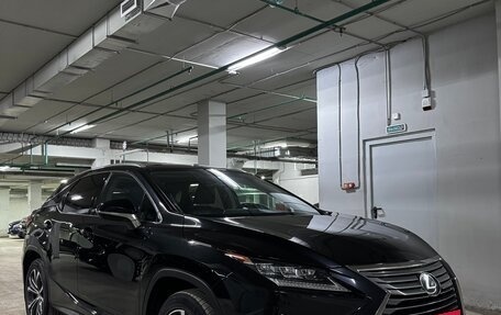 Lexus RX IV рестайлинг, 2017 год, 3 800 000 рублей, 3 фотография