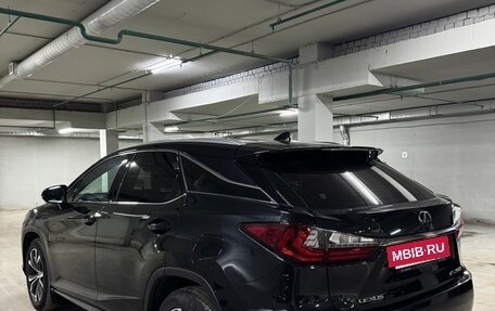 Lexus RX IV рестайлинг, 2017 год, 3 800 000 рублей, 6 фотография