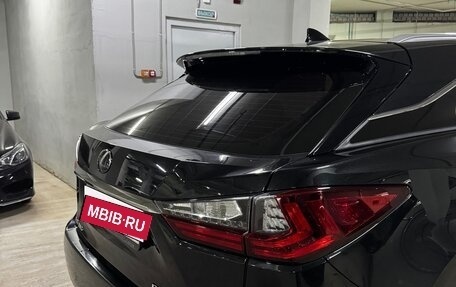 Lexus RX IV рестайлинг, 2017 год, 3 800 000 рублей, 9 фотография