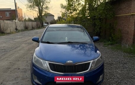 KIA Rio III рестайлинг, 2013 год, 460 000 рублей, 2 фотография