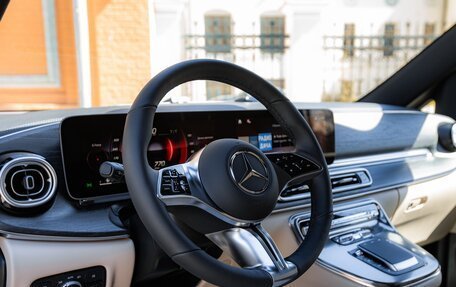 Mercedes-Benz V-Класс, 2026 год, 14 500 000 рублей, 22 фотография
