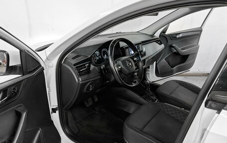Skoda Rapid II, 2021 год, 1 675 000 рублей, 6 фотография