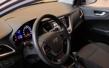 Hyundai Solaris II рестайлинг, 2018 год, 1 420 000 рублей, 8 фотография