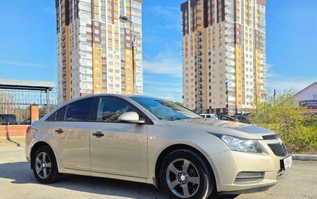Chevrolet Cruze II, 2012 год, 685 000 рублей, 9 фотография