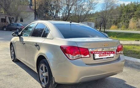 Chevrolet Cruze II, 2012 год, 685 000 рублей, 5 фотография