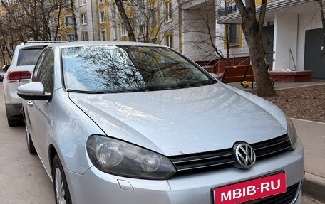 Volkswagen Golf VI, 2011 год, 635 000 рублей, 1 фотография