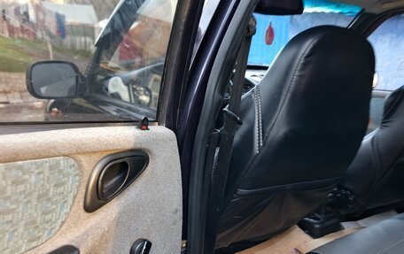 Chevrolet Niva I рестайлинг, 2005 год, 370 000 рублей, 14 фотография