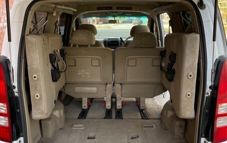 Nissan Serena II, 2003 год, 370 000 рублей, 10 фотография