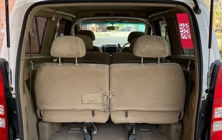 Nissan Serena II, 2003 год, 370 000 рублей, 11 фотография
