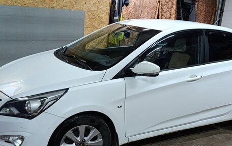 Hyundai Solaris II рестайлинг, 2016 год, 1 141 000 рублей, 3 фотография