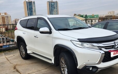 Mitsubishi Pajero Sport III рестайлинг, 2019 год, 2 000 000 рублей, 2 фотография