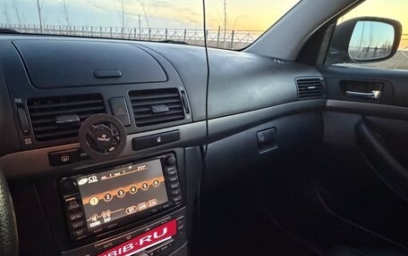 Toyota Avensis III рестайлинг, 2009 год, 900 000 рублей, 15 фотография