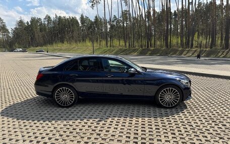 Mercedes-Benz C-Класс, 2019 год, 3 250 000 рублей, 10 фотография