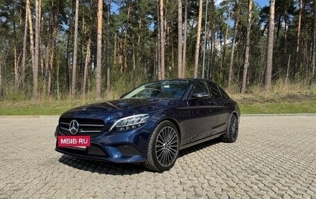 Mercedes-Benz C-Класс, 2019 год, 3 250 000 рублей, 5 фотография