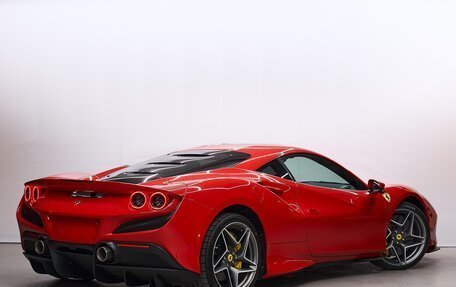 Ferrari F8, 2021 год, 26 000 000 рублей, 4 фотография