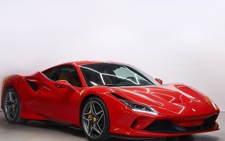 Ferrari F8, 2021 год, 26 000 000 рублей, 3 фотография