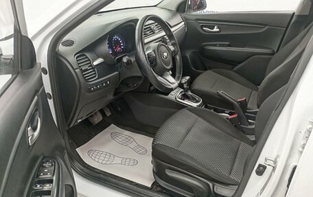 KIA Rio IV, 2019 год, 1 355 000 рублей, 7 фотография