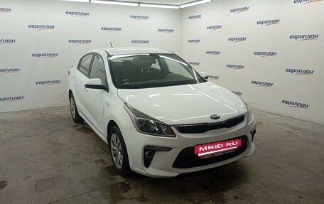 KIA Rio IV, 2019 год, 1 355 000 рублей, 2 фотография