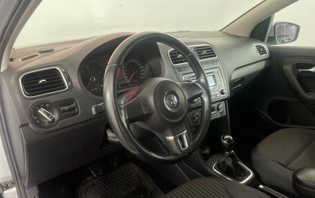 Volkswagen Polo VI (EU Market), 2013 год, 676 000 рублей, 8 фотография