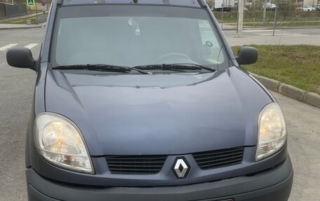 Renault Kangoo II рестайлинг, 2004 год, 400 000 рублей, 1 фотография