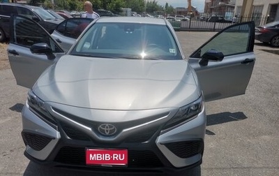 Toyota Camry, 2021 год, 3 000 000 рублей, 1 фотография